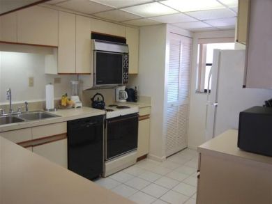 Equpped Kitchen